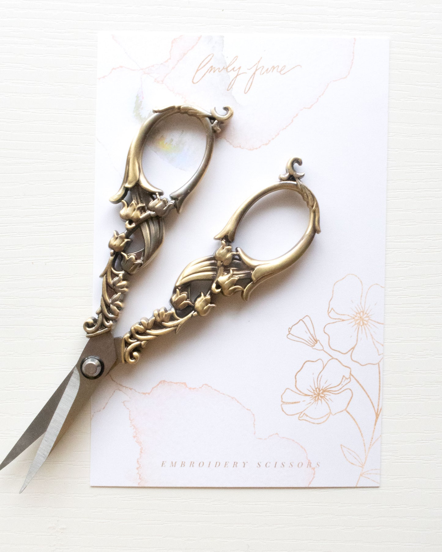 Vintage Tulip Embroidery Scissors open on a packaging card