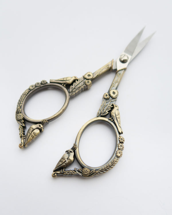 Vintage Floral Lovebird Embroidery Scissors