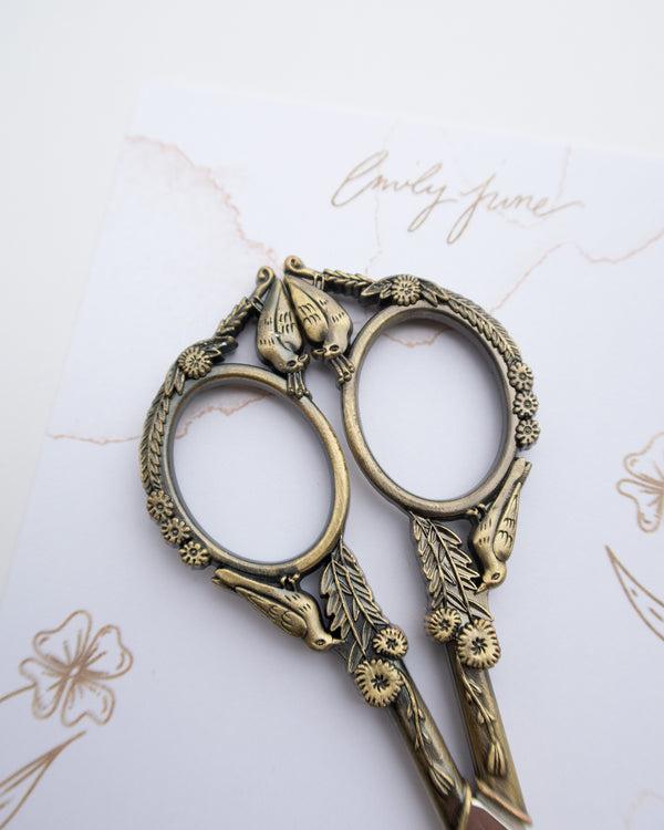 Vintage Floral Lovebird Embroidery Scissors