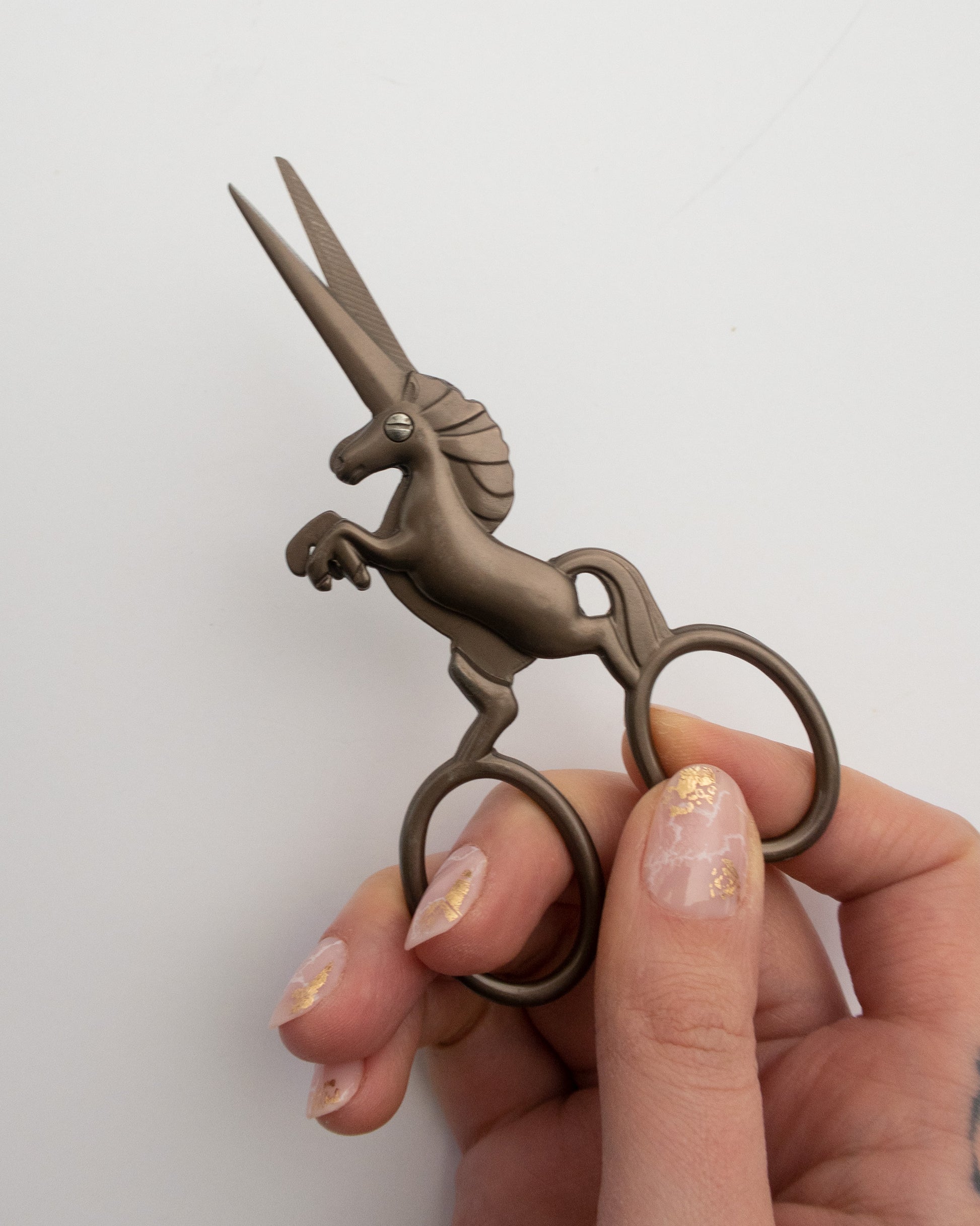 Oiled Rubbed Bronze Unicorn Horse Style Yarn Scissors Whimsical Unicorn  Thread Scissors Thread Snips Tailor's Scissors 